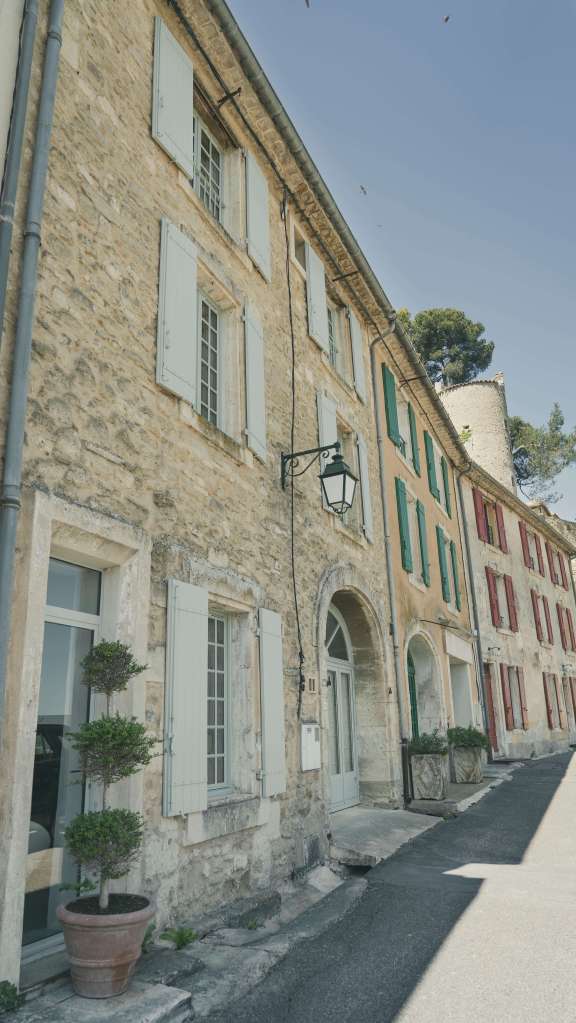 Dites Bonjour Studio 